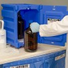 Polietylenowa szafka zabezpieczająca do żrących substancji chemicznych